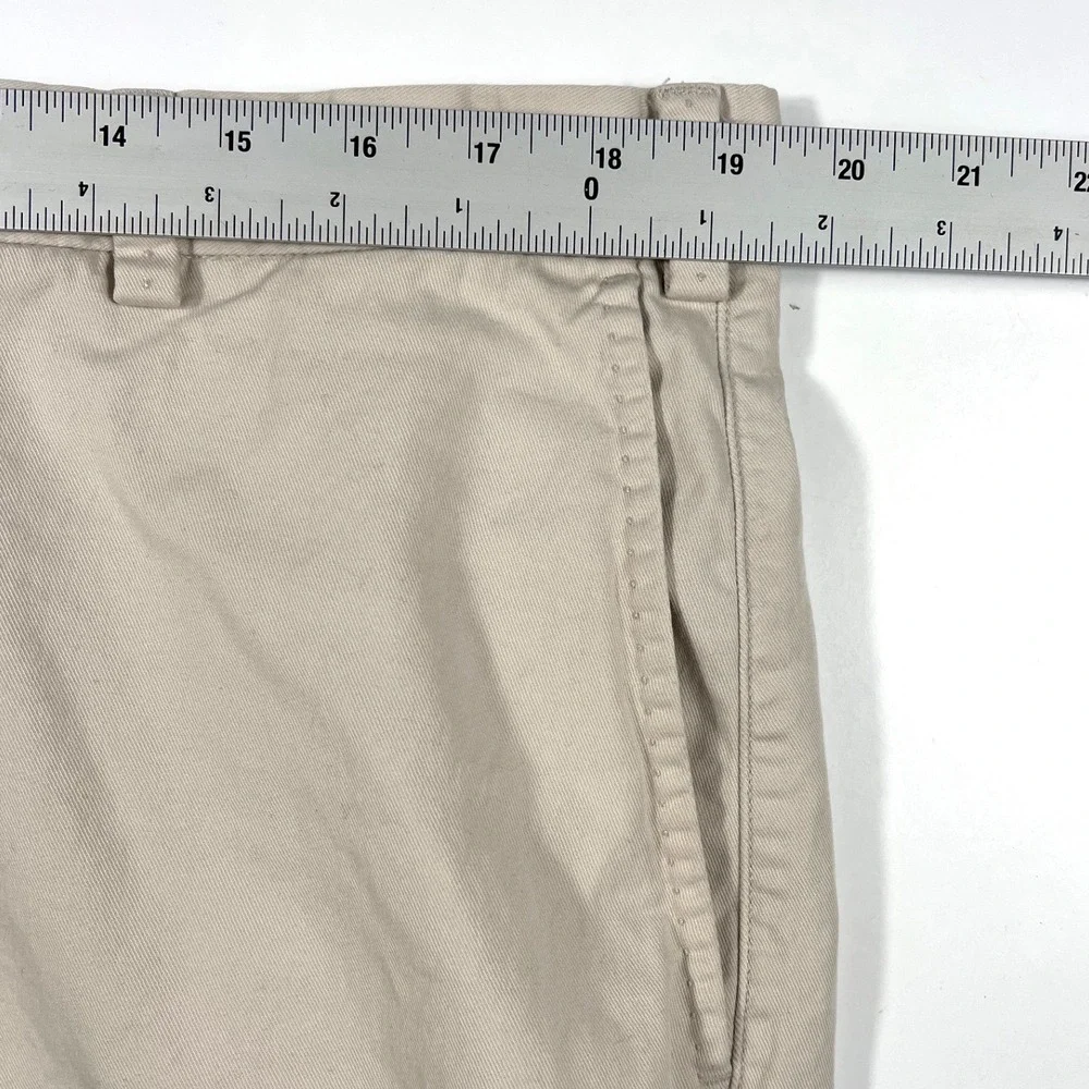 Peter Millar Mens Chino Shorts Tan Khaki Cotton Twill Flat Front Size 40L EUC